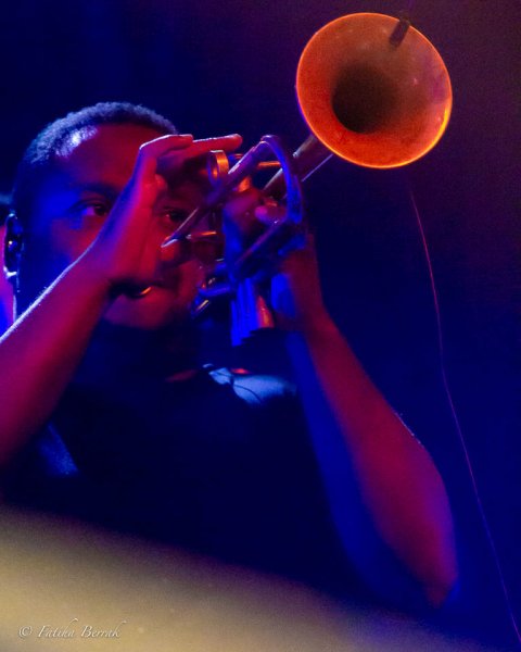 Marciac 2021 - Ibrahim Maalouf _ S3NS - Rolando Luna Trio & Guest - Photos @ Fatiha Berrak 48 2021-07-30-Ibrahim-Maalouf-_-S3NS_045