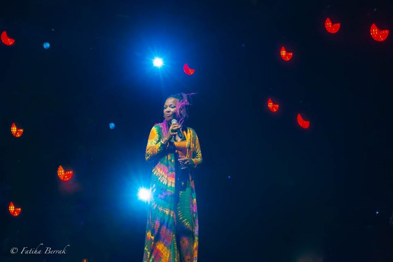 Marciac 2021 - Leyla McCalla _The Capitalist Blues - Lisa Simone's Wonderful Tour - Photos @ Fatiha Berrak 23 2021-07-22021-07-29-Lisa-Simone-s-Wonderful-Tour_001