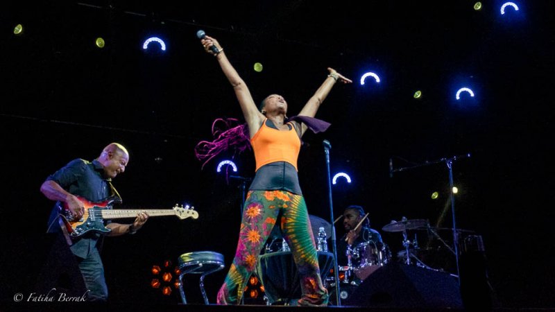 Marciac 2021 - Leyla McCalla _The Capitalist Blues - Lisa Simone's Wonderful Tour - Photos @ Fatiha Berrak 30 2021-07-22021-07-29-Lisa-Simone-s-Wonderful-Tour_008