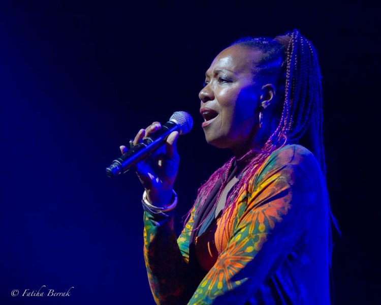 Marciac 2021 - Leyla McCalla _The Capitalist Blues - Lisa Simone's Wonderful Tour - Photos @ Fatiha Berrak 32 2021-07-22021-07-29-Lisa-Simone-s-Wonderful-Tour_011
