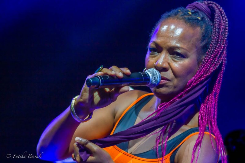 Marciac 2021 - Leyla McCalla _The Capitalist Blues - Lisa Simone's Wonderful Tour - Photos @ Fatiha Berrak 41 2021-07-22021-07-29-Lisa-Simone-s-Wonderful-Tour_020