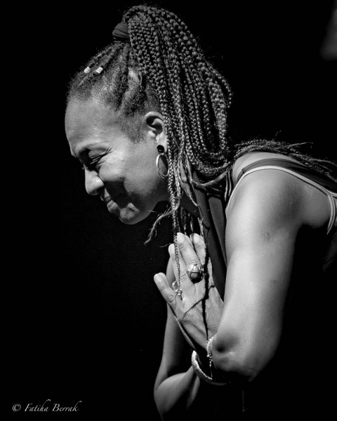 Marciac 2021 - Leyla McCalla _The Capitalist Blues - Lisa Simone's Wonderful Tour - Photos @ Fatiha Berrak 21 2021-07-22021-07-29-Lisa-Simone-s-Wonderful-Tour_029